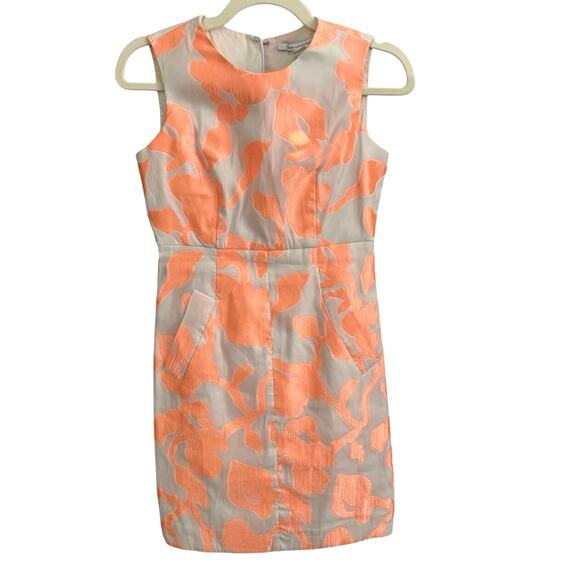 Diane Von Furstenberg (DVF) CARPRENNA
MINI ROSE JACQUARD in SORBET - Picture 4 of 11